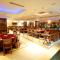Hotel Meraden Grand