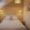 La maison Virginie appartements climatisés de 1 à 5 pers cosy hyper centre cour parking linge fibre proximité port lac canal piscine - Montargis