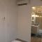 La maison Virginie appartements climatisés de 1 à 5 pers cosy hyper centre cour parking linge fibre proximité port lac canal piscine - Montargis