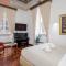 Palazzo Del Duca Piazza Navona Guest House