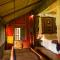 Bon Ton Antique Wooden Villas