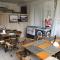 Apartamento Completo no Beach Living Porto das Dunas - Apto Luxo