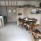 Apartamento Completo no Beach Living Porto das Dunas - Apto Luxo