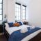 Spacious Designer Warehouse Melbourne CBD Apartment