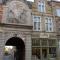 BelArté framing shop, spacious apartment with garage in the heart of Ieper - 伊普尔