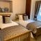 Pontyclerc Farm House Bed and Breakfast - Ammanford