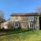 Pontyclerc Farm House Bed and Breakfast - أمّانفورد