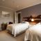 Sharamore House B&B