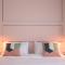 Goodnight Poshtel + Free Netflix