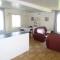 La Petite Grange gîte climatisé plain-pied 3 chambres 5 personnes 2 toilettes parking WIFI piscine dété chauffée animaux acceptés Gîte en pleine nature
