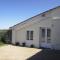 La Petite Grange gîte climatisé plain-pied 3 chambres 5 personnes 2 toilettes, parking, WIFI, piscine dété chauffée à partager, Animaux acceptés Gîte en pleine nature
