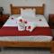Zeph self catering