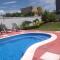 Fayruz Villa is a 3 bedroom, 3 bathroom detached house with AC and swimming pool 5 minutes walk from Flic en Flac public beach - Flic-en-Flac