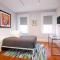 A Stylish Stay w/ a Queen Bed, Heated Floors.. #25 - Brookline