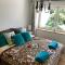 African Holiday home in Table View - Fokváros