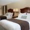 Holiday Hill Inn & Suites