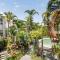 Foto: Stylish Tropical Oasis Apartment with Hot Tub and Four Pools 1/31