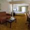 Holiday Inn Express Hotel & Suites Kinston by IHG