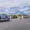 Motel 6-Bakersfield, CA - Airport