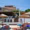 Thania Seaside Smotel - Adults Only