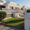 Luxury 2 bedroom APT 50 m from beach