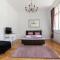 Chic & Charm Apartment