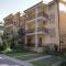 Pine-Tree Apt w/ Private Garden 50 m from the Sea - Golem