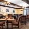 Ramada by Wyndham Albert Lea - ألبرت ليا