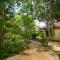 Bara Beach Bungalows