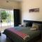 12 Greenpoint Guesthouse