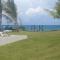 Foto: (C-1) Luxurious Beach Condo 13/13