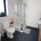 Beside the sea & minutes from Cliffs-Clahane Shore Lodge