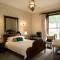 Elm Grove Country House