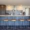 Luxury Lakeside Home with Remarkable View - 皇后镇