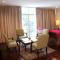 Samsen Suites/ 2 Br Suites for less - Bangkok