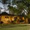 Green Mansions Jungle Resort - Sauraha