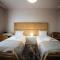 Royal Class Hotel