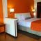 Howard Johnson by Wyndham Savannah GA