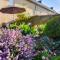 Inviting holiday home with garden - Lanrelas