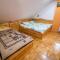 Luxury Apartment Ana with Hot tub - Višnja Gora