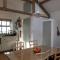 Charming old stables studio cottage - Клонакилти