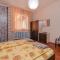Foto: - Rakovski Street - Two Bedroom Spacious Apartment 17/28