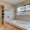 Villa Umber