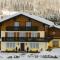Haus Dachstein Schnitzer