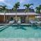 Mannao Estate by Villa Finder
