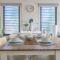 ZEN QUEST - The NOMADS PAD Near Nightcliff Markets & Sunset Foreshore