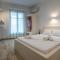 Amelia Deluxe Rooms