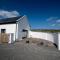 Beside the sea & minutes from Cliffs-Clahane Shore Lodge