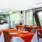 Lasalle Suites Hotel & Residence