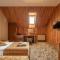 Status Hotel